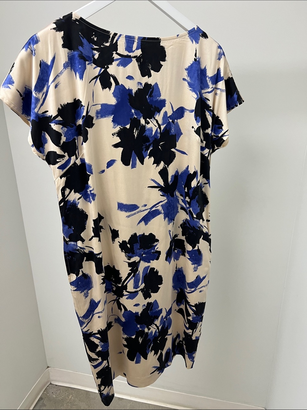 St. John Cream Shift Dress with Blue & Black Floral Brushstrokes